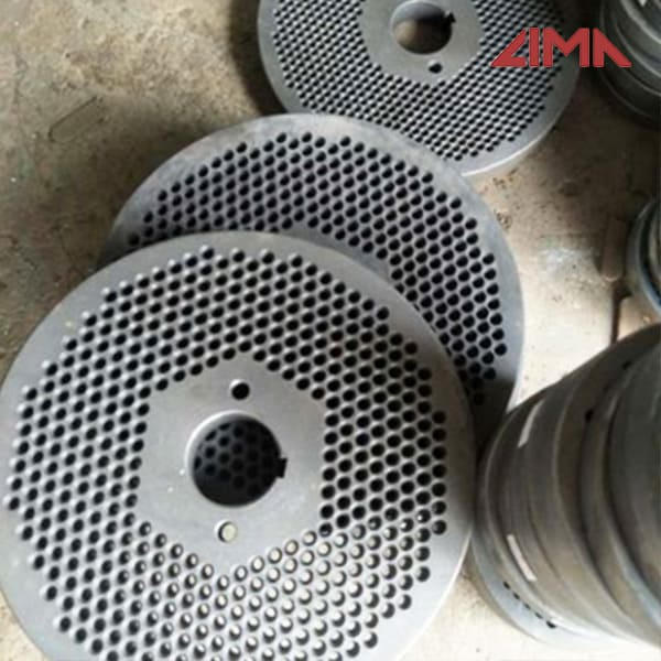 300kg/h fish feed making machine Feed size 7 mm Namibia